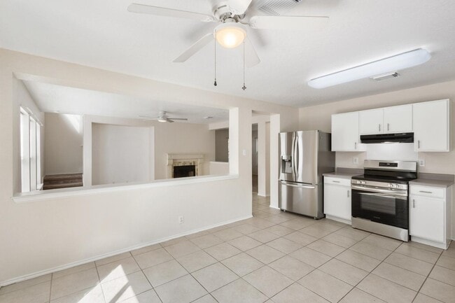 Building Photo - 372 Copper Hill Dr