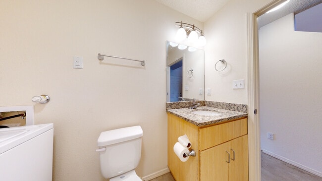 Building Photo - Indian Ridge