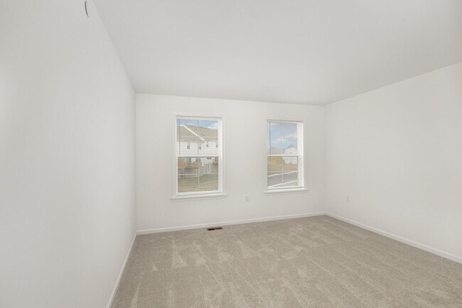 Building Photo - 7880 Briarwood Dr