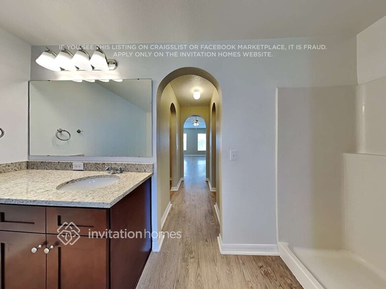 Building Photo - 5882 Windridge Dr