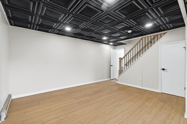 Building Photo - 7375 Freestate Dr