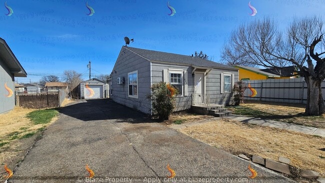 Building Photo - Simple, Functional & Pet-Friendly