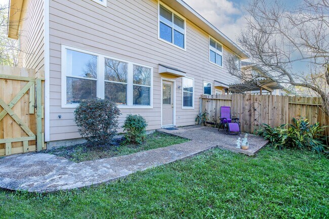 Building Photo - 63 Summer Haze Cir