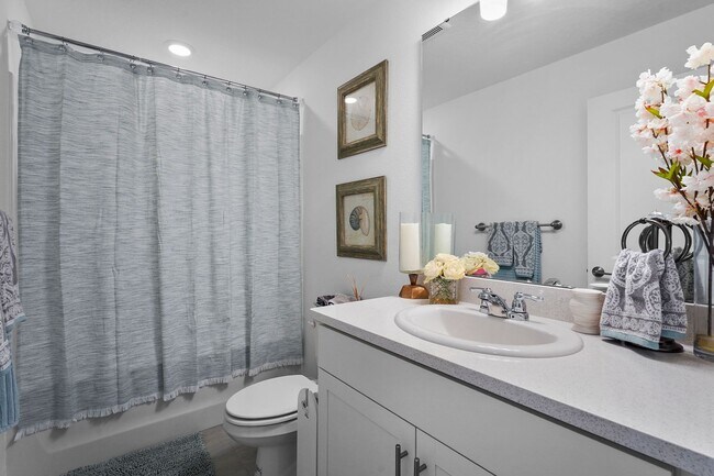 Building Photo - Beautifull Furnished Townhome - Nokomis - 2 Bedroom 2.5 bath plus office -1 Car Garage