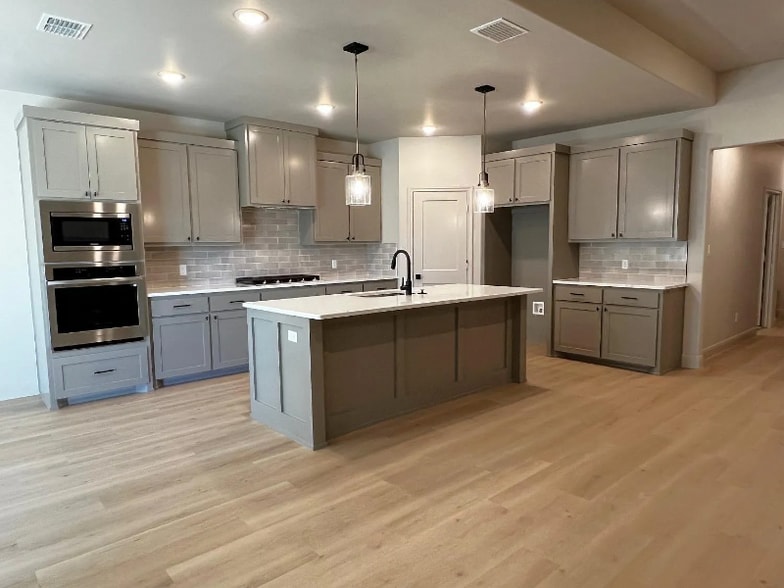 Building Photo - 2801 133rd St