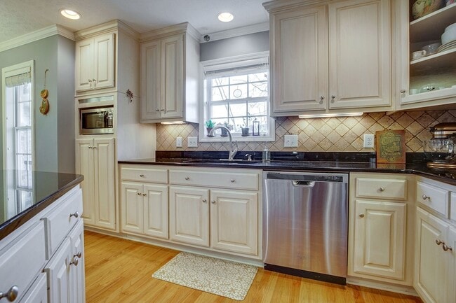 Building Photo - 238 Osprey Dr