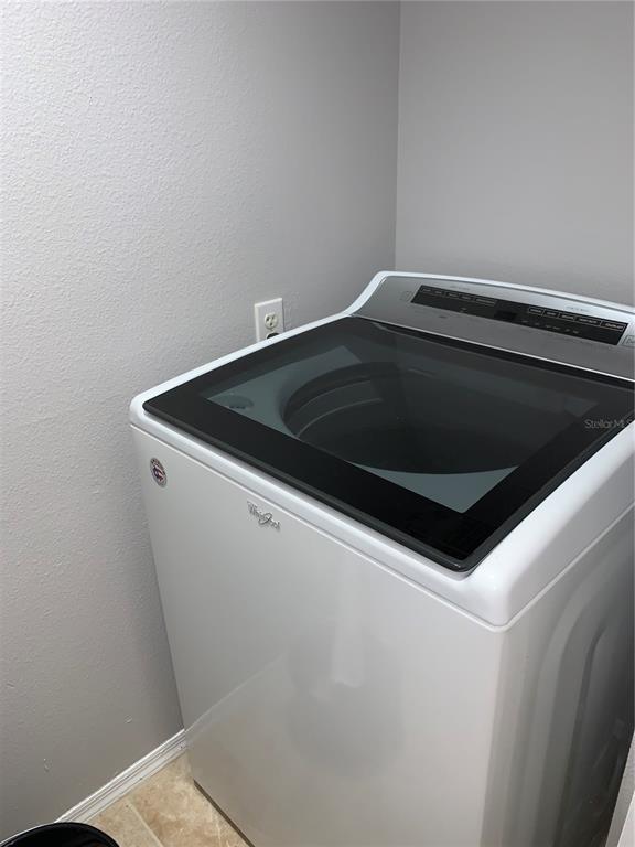 Building Photo - 10764 70th Ave N