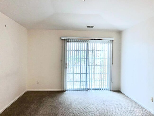 Building Photo - 936 Waterford Dr