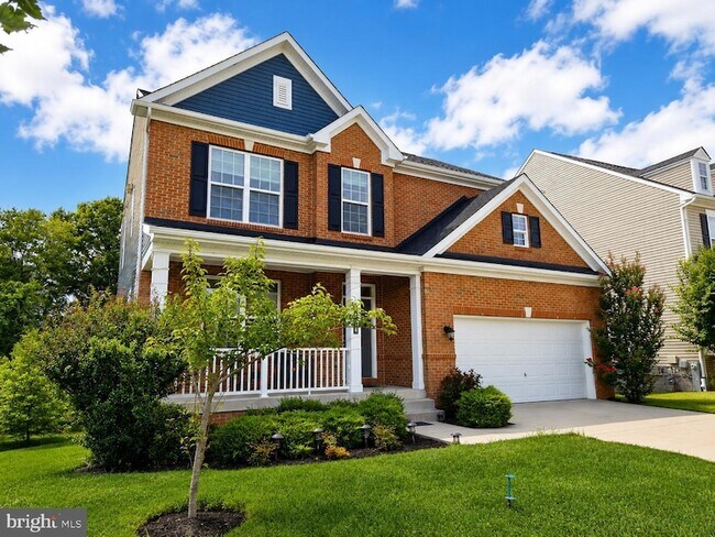 Building Photo - 3348 Burton Dr