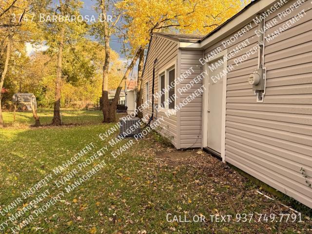 Building Photo - 3747 Barbarosa Dr