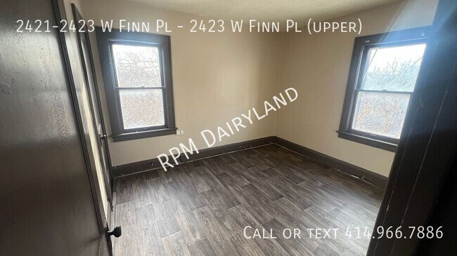 Building Photo - 2421-2423-2423 W Finn Pl