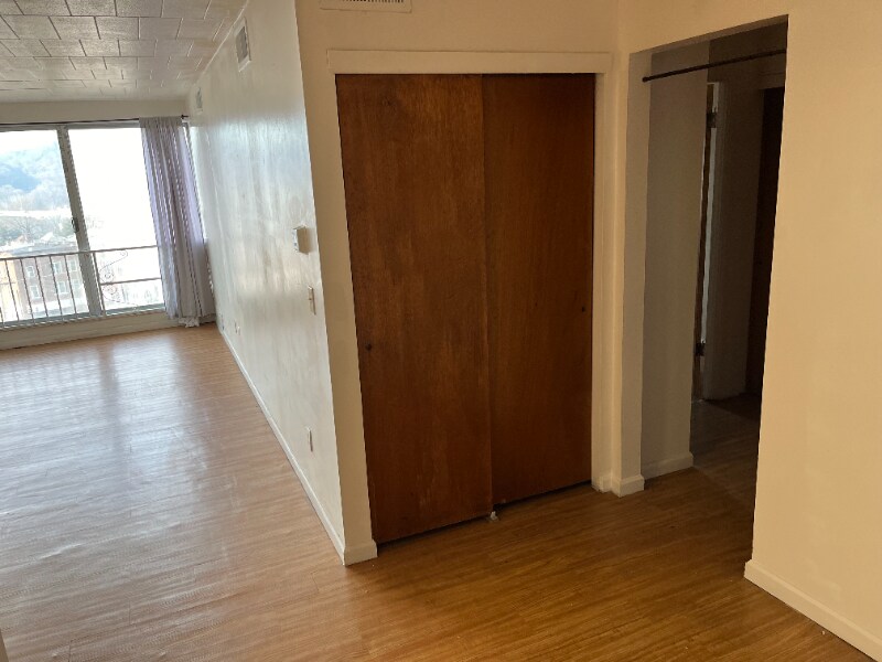 Building Photo - 508 4th St