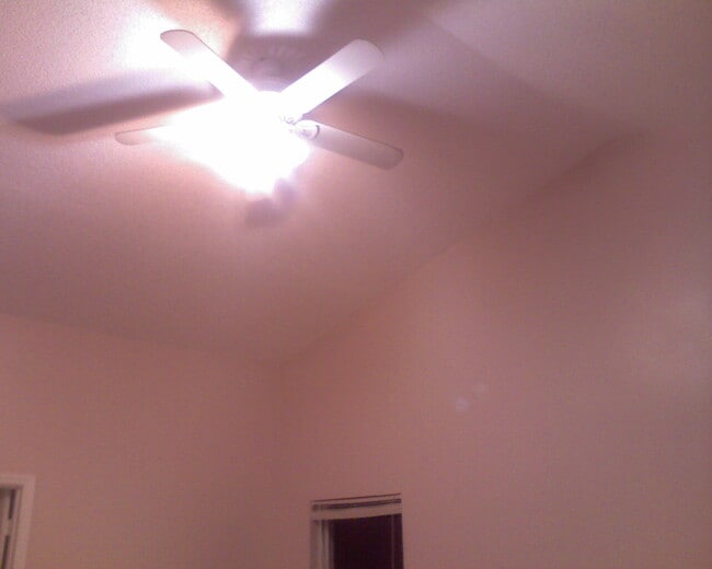 Building Photo - 1636 Boulder Creek Ct