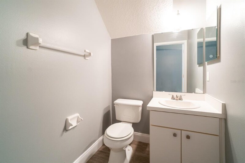 Building Photo - 6037 Scotchwood Glen