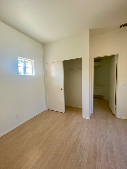 Building Photo - 7102 Phelps Rd