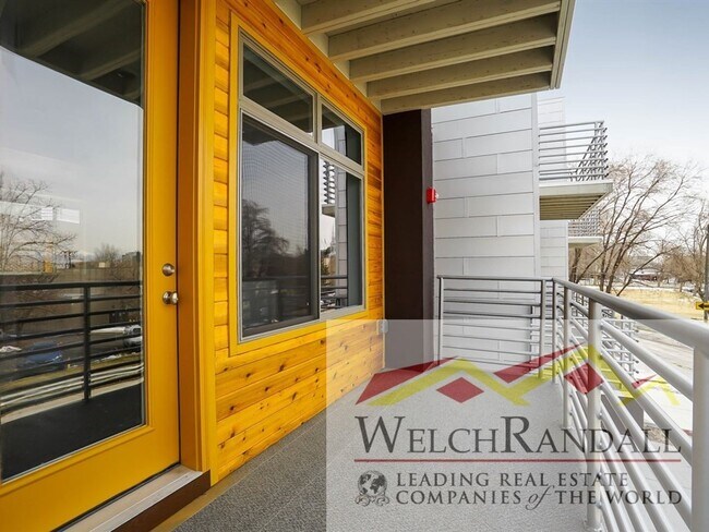 Building Photo - Live in Comfort & Style – 2BR, 2BA Townhom...