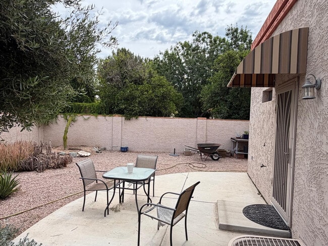 Building Photo - 4132 E Grandview Cir