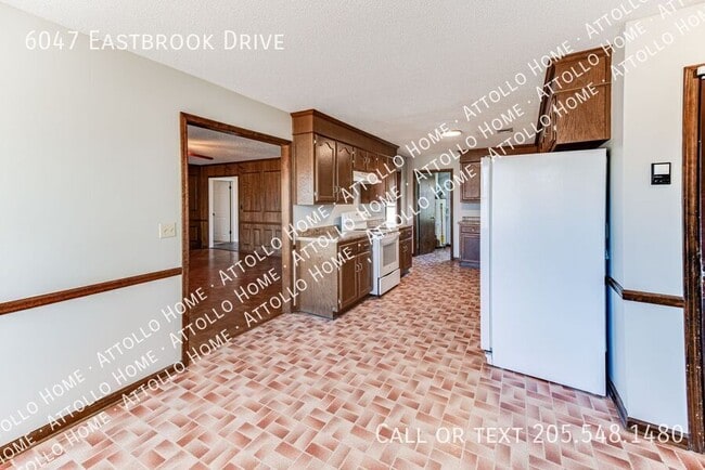 Building Photo - 6047 Eastbrook Dr