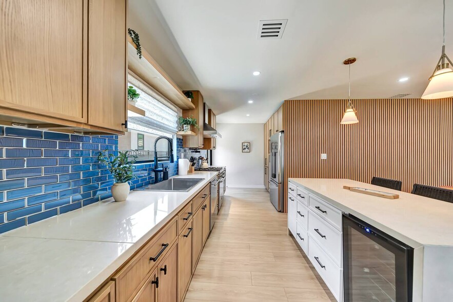 Building Photo - 4244 Brunswick Ave