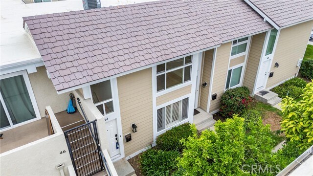 Building Photo - 44 Elksford Ave