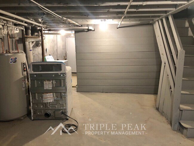 Building Photo - 7114 Stockley Ave
