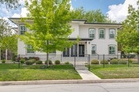 Building Photo - BEAUTIFUL FIRST FLOOR, 2-BEDROOM APARTMENT IN OLMOS PARK