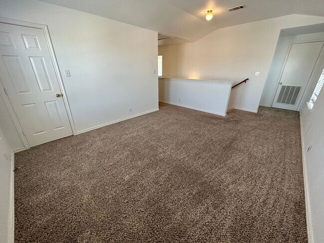 Building Photo - 166 Red Hawk Ridge