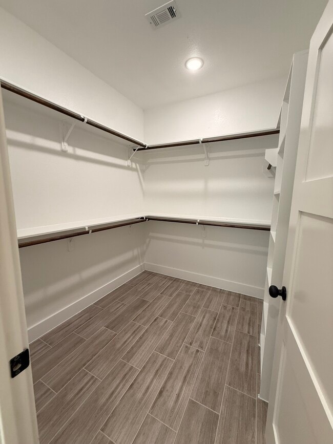 Building Photo - 14844 Coaltown Rd