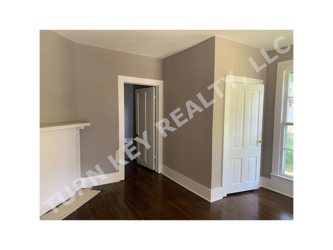 Building Photo - Home for rent in Leeds
