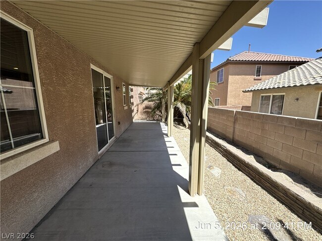 Building Photo - 3373 Osiana Ave