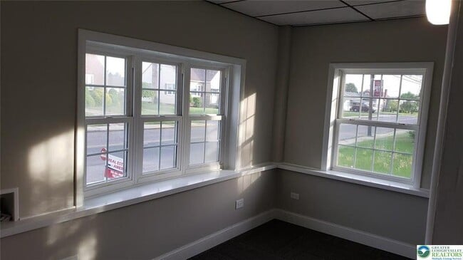 Building Photo - 1108 Chestnut St