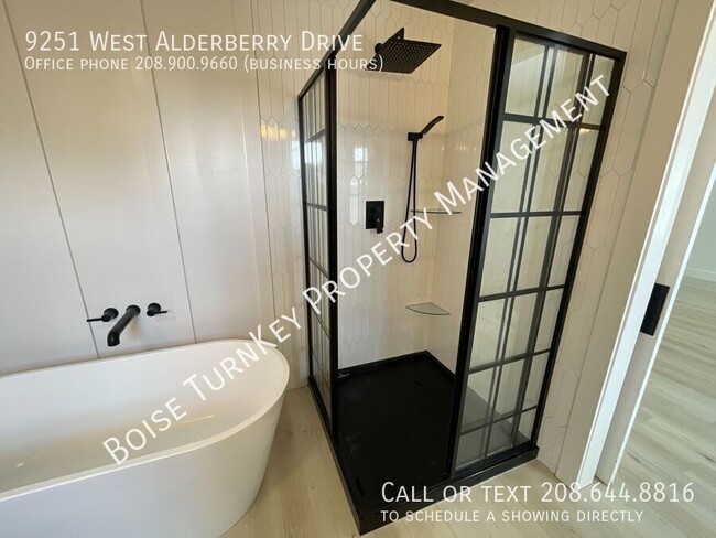 Building Photo - 9251 W Alderberry Dr
