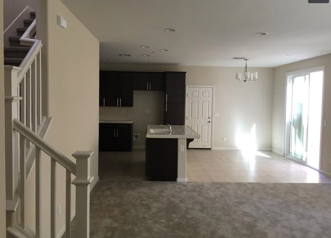 Building Photo - 272 Nimbus Cmn