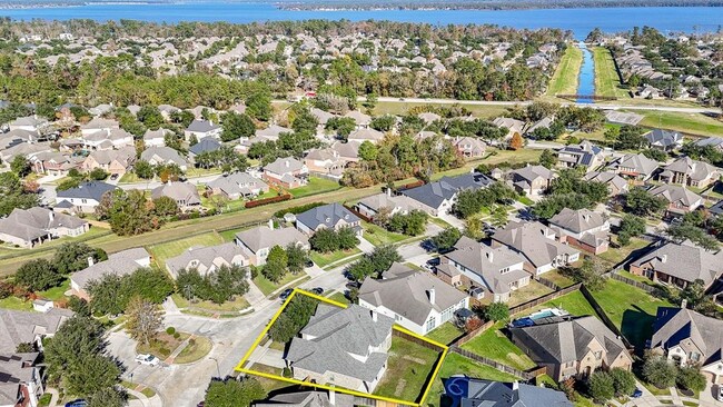 Building Photo - 14210 Mopan Springs Ln