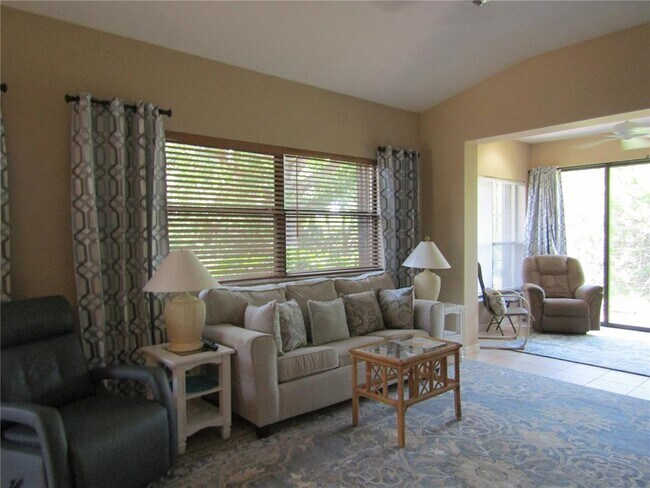 Building Photo - 4526 Cancello Grande Ave