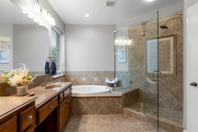 Building Photo - 3800 Turkey Path Bend