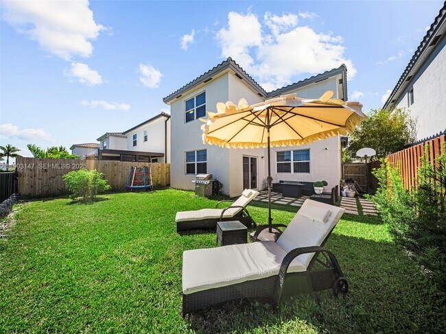 Building Photo - 1411 SE 26th Rd