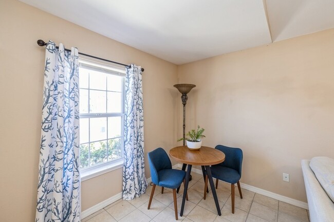 Building Photo - 7451 Harvest Village Ct