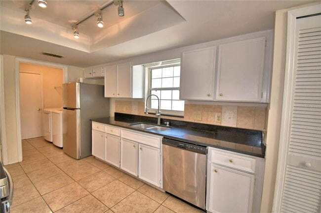 Building Photo - 11701 Minto Ct
