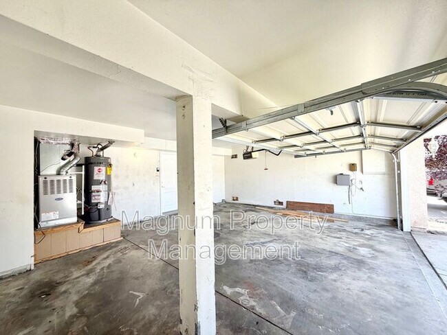 Building Photo - 507 Lassa Way