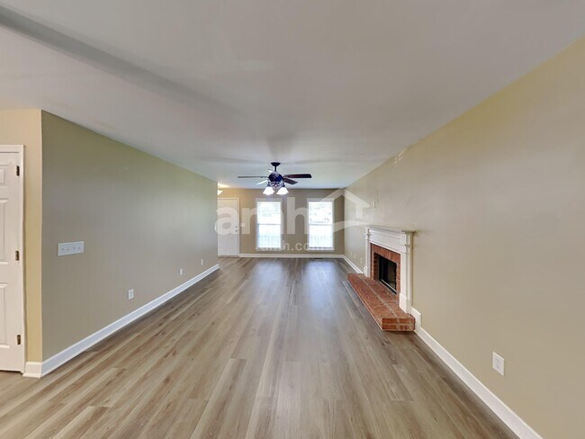 Building Photo - 1835 Oreilly Cir