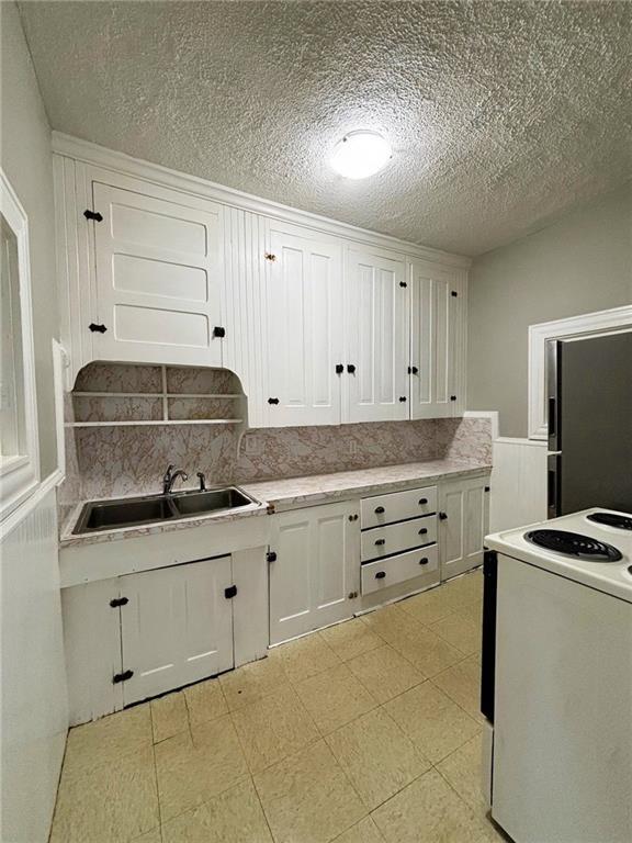 Building Photo - 124 Burnside Ave