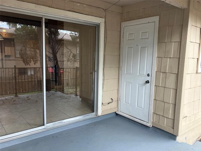 Building Photo - 8111 Ceberry Dr