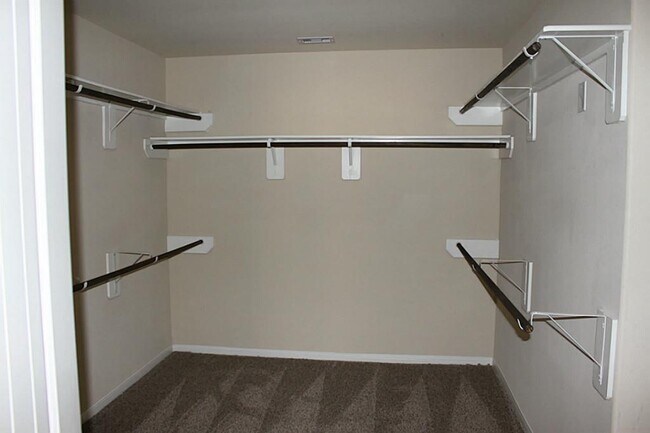 Building Photo - 17614 Glade Landing Ln