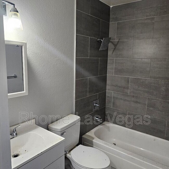 Building Photo - 4720 Cessna Ave