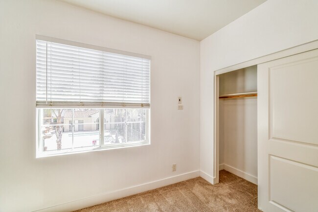Building Photo - 211 W Tribella Ct