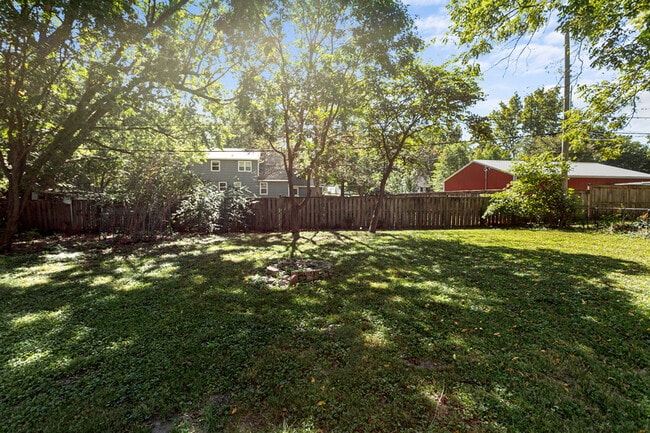 Building Photo - 6527 W 80th St