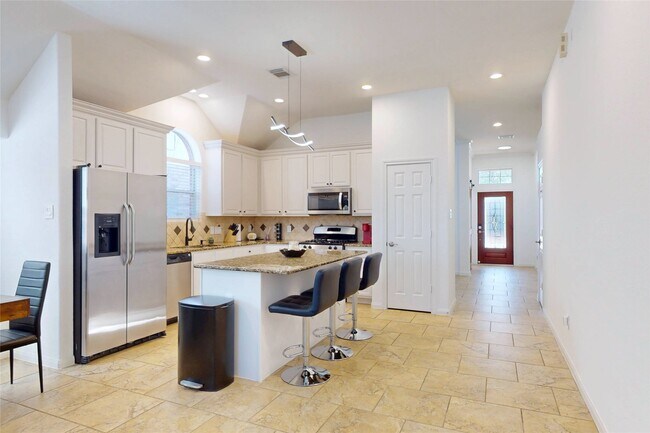 Building Photo - 18 Avenswood Pl