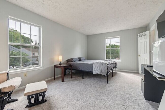 Building Photo - 5302 Treefish Ct