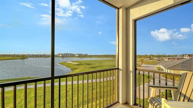 Building Photo - 12140 Wellen Golf St
